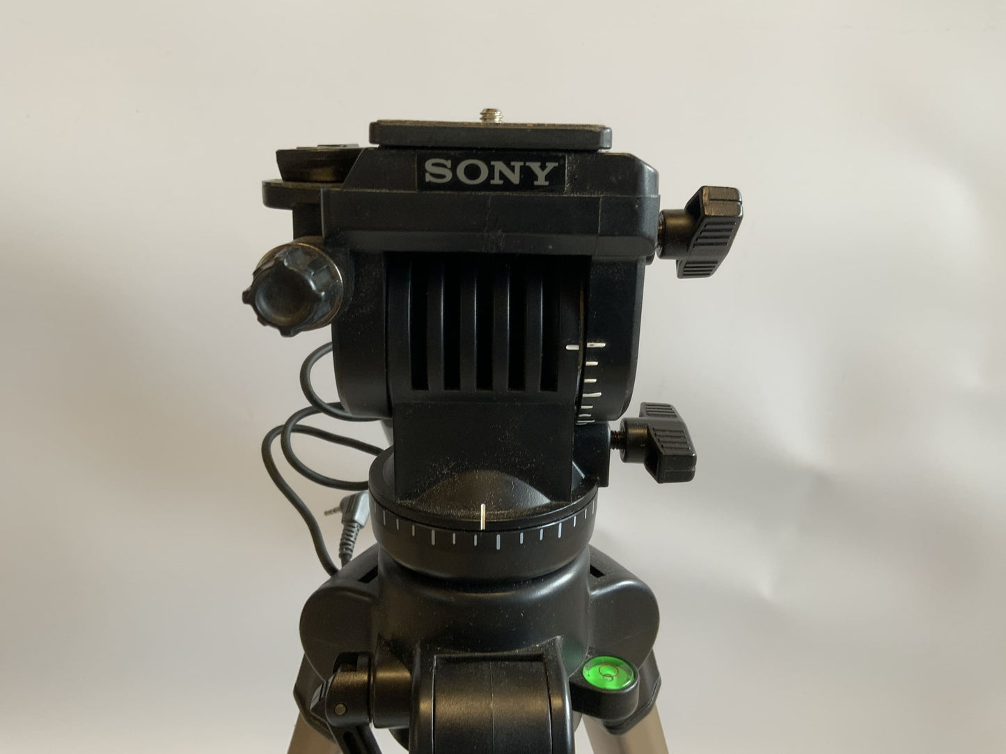 Sony VCT-870RM Stativ Tripod 3-Bein Fotostativ Kamerastativ