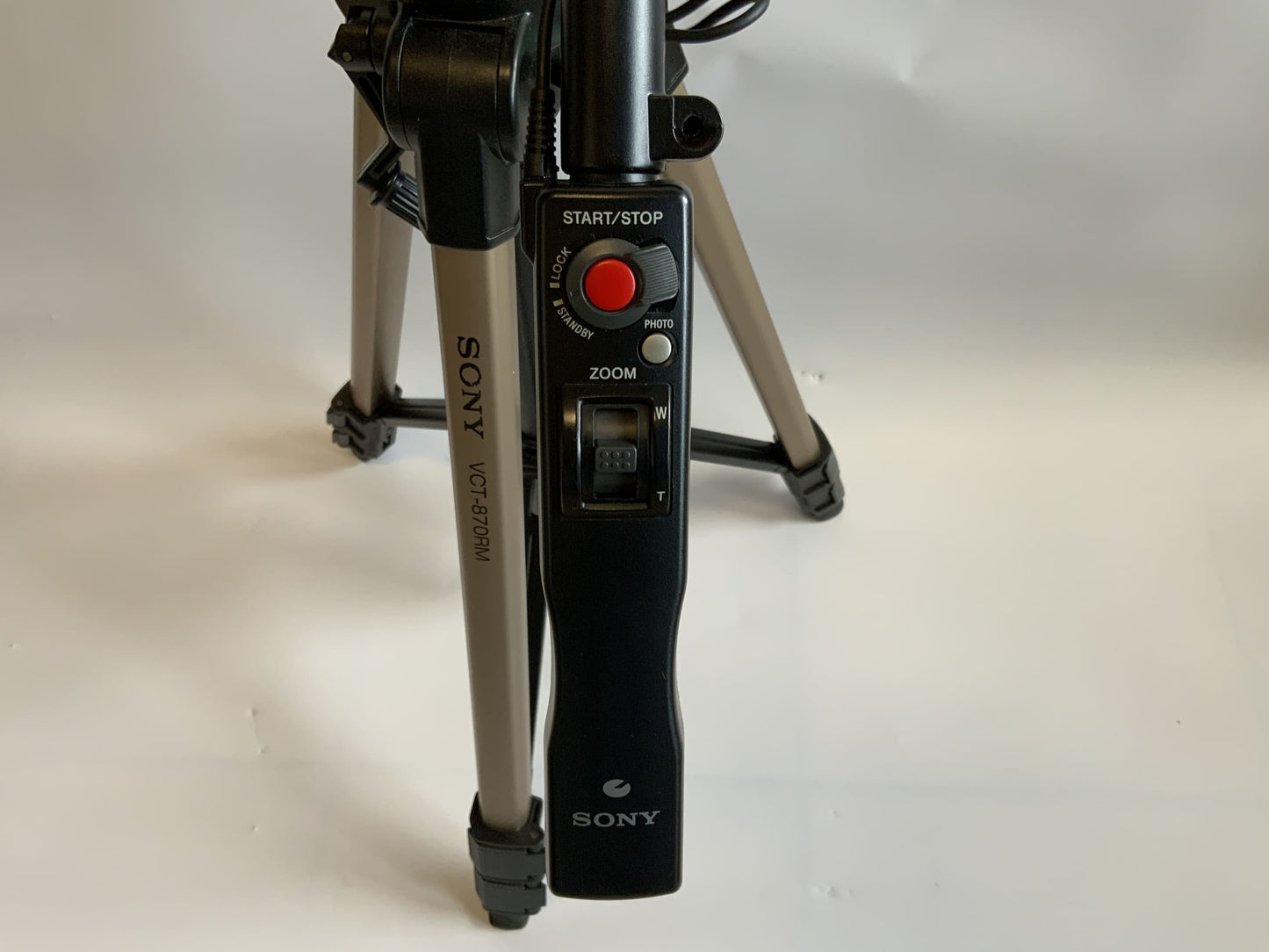 Sony VCT-870RM Stativ Tripod 3-Bein Fotostativ Kamerastativ