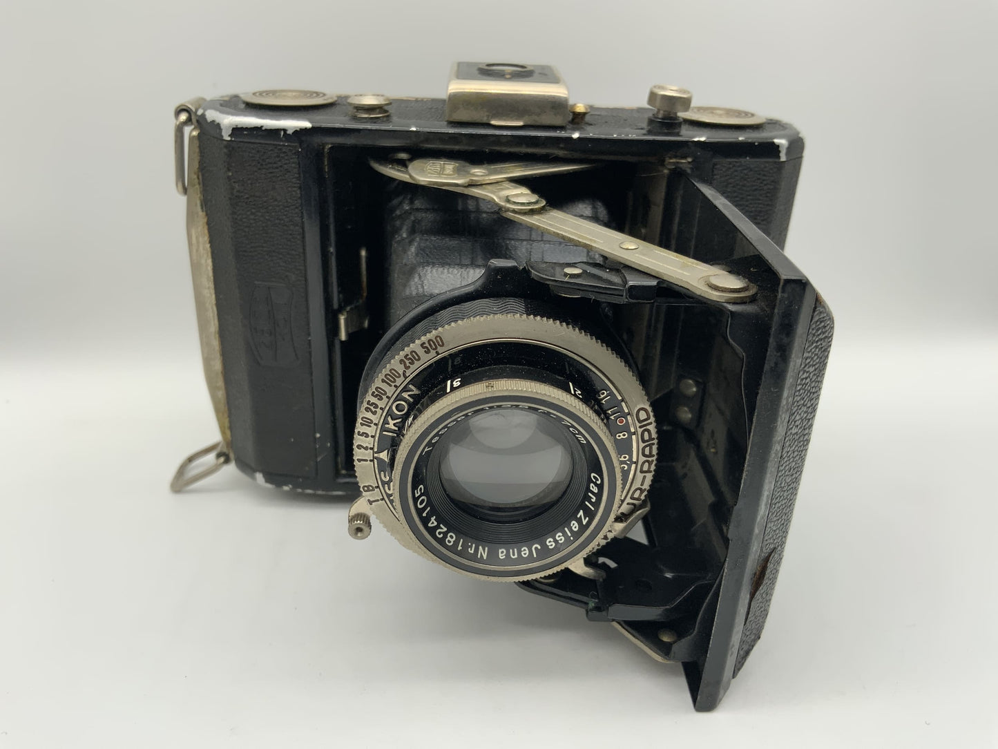 Zeiss Ikon Ikonta 520 mit Carl Zeiss Tessar 1:3.5 7cm 70mm Compur-Rapid