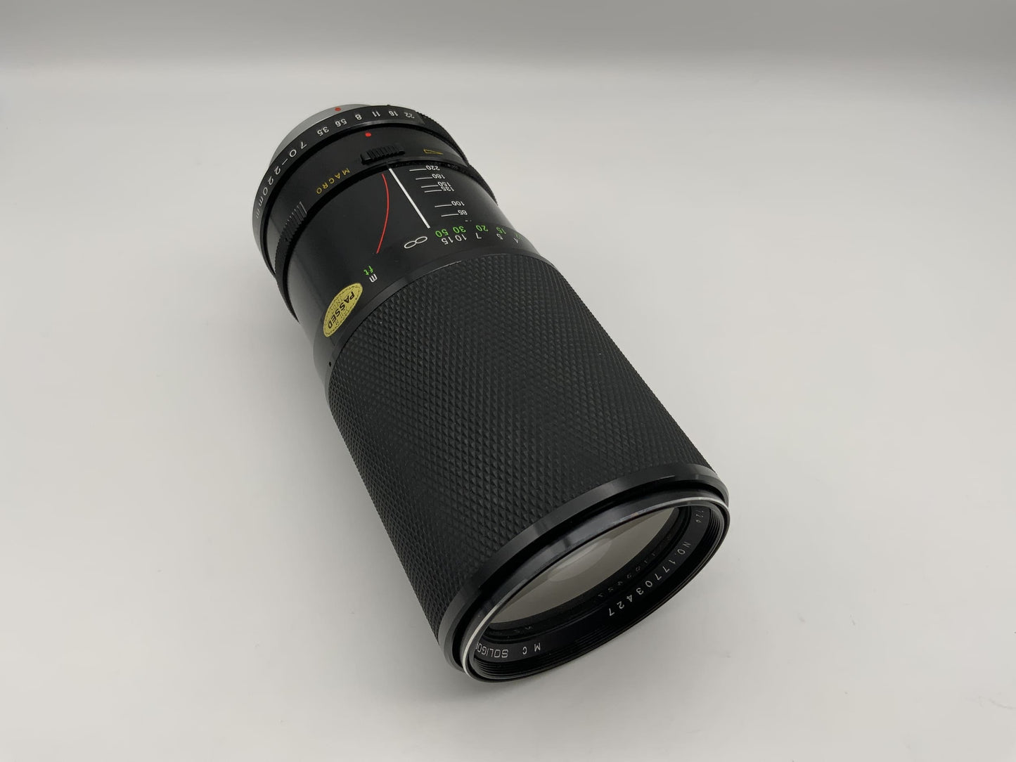 Soligor 70-220mm 1:3,5 Objektiv   Kamera Camera Lens (Olympus OM)