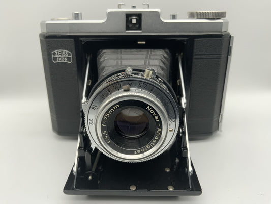 Zeiss Ikon Nettar 517/16 Klappkamera mit Novar-Anastigmat 1:4.5 75mm Vario