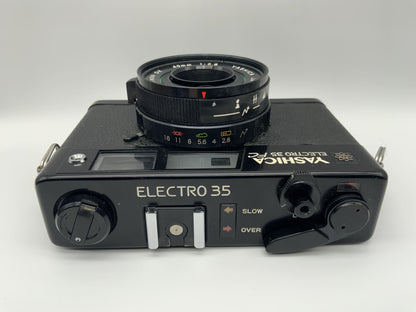 Yashica Electro 35 FC Sucherkamera mit Yashinon DX 40mm 1:2.8