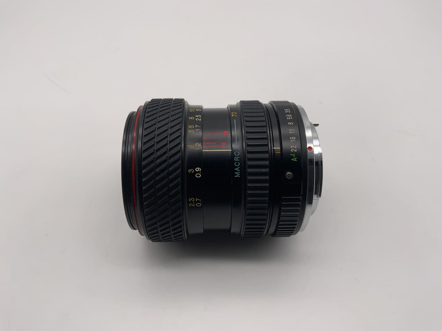 Objectif Tokina 28-70 mm 1:3,5-4,5 pour appareil photo SD (Pentax K)