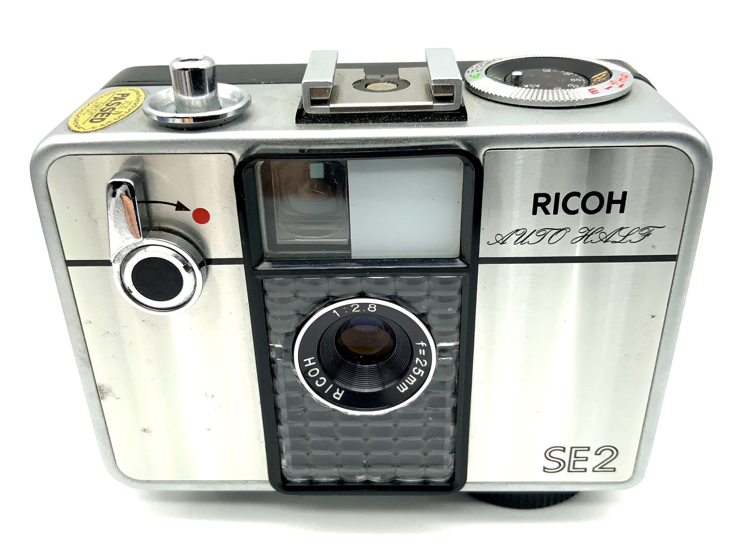 Ricoh Auto Half SE2 Sucherkamera mit Ricoh 25mm F:2,8 Halbformatkamera