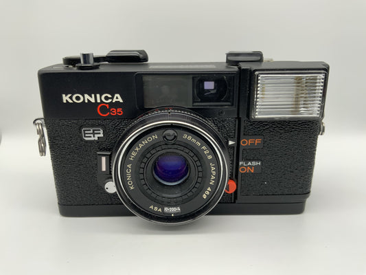 Konica C35 Point&Shoot mit Hexanon F2.8/38mm Kompaktkamera Analogkamera 35mm