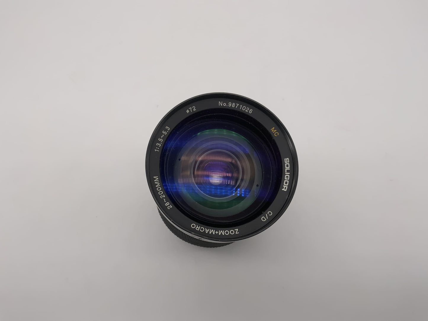 Soligor 28-200 mm 1:3,5-5,3 Objectif C/D Zoom + Objectif Macro MC (Canon FD)