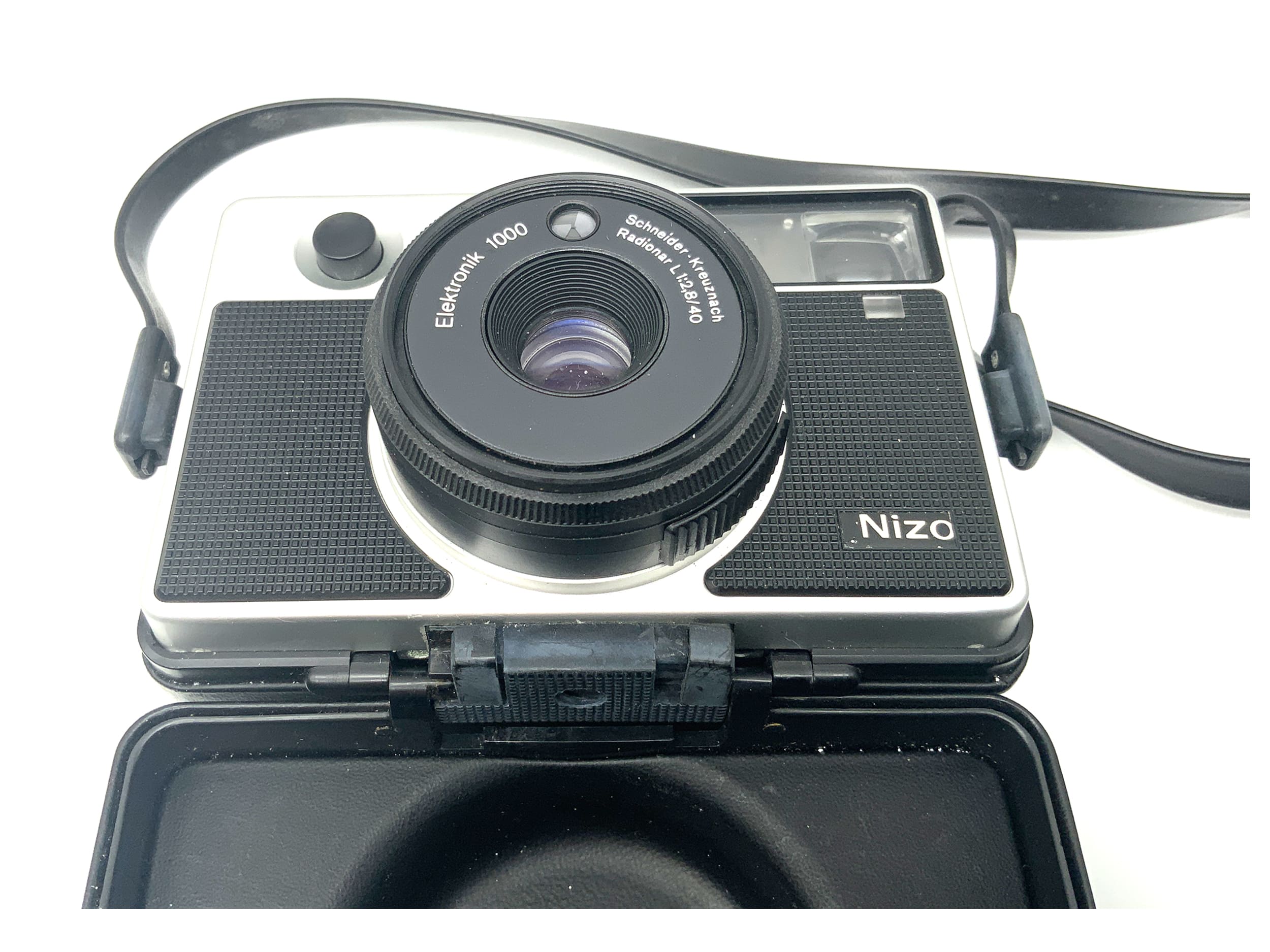 Braun Nizo Elektronik 1000 Sucherkamera mit Radionar 40mm 1:2.8 Analogkamera