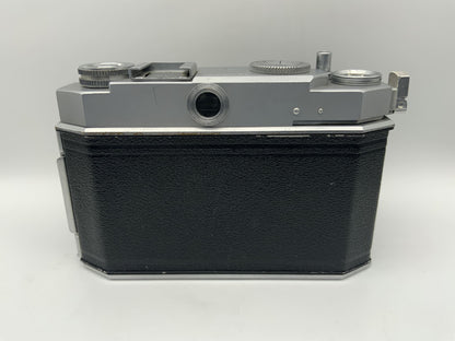 Agfa Karat 36 Sucherkamera mit Xenon 1:2/50 Compur Rapid 35mm