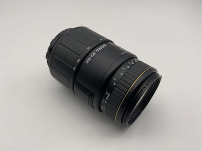 Sigma 70-210mm 1:3.5-4.5 Lens D APO Macro Camera Lens (Nikon AF)