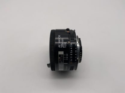 Nikon 28mm 1:2,8 Objektiv Nikkor  Kamera Camera Lens (Nikon AF)