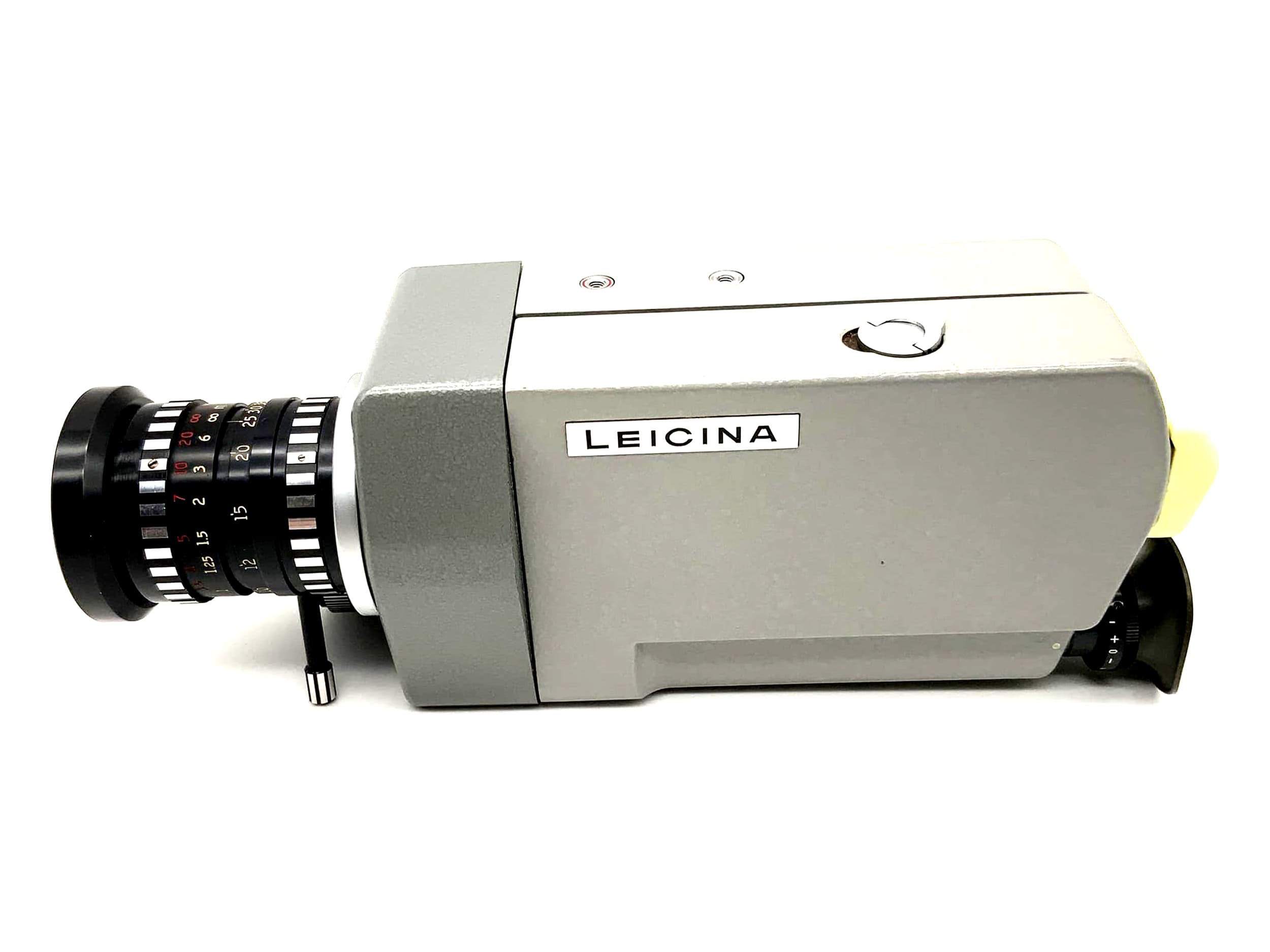 Leitz Leicina 8SV film camera with Leicina Vario 1:1.8/7.5-35mm Super 8 camera