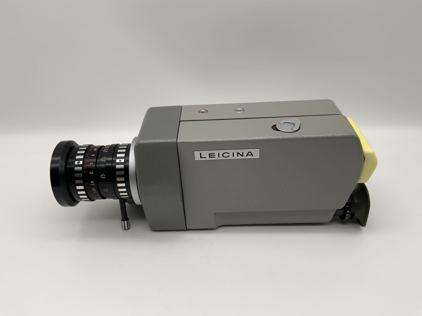 Leitz Leicina 8SV Filmkamera mit Leicina Vario 1:1.8/7.5-35mm Super 8 Kamera