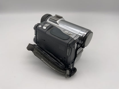 Panasonic NV-GS3 NV-GS3EG Camcorder Videokamera mit Akku