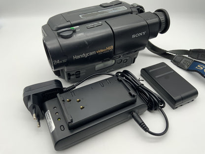 Sony Handycam vidéo Hi8 CCD-TR680E PAL caméscope caméra vidéo avec batterie