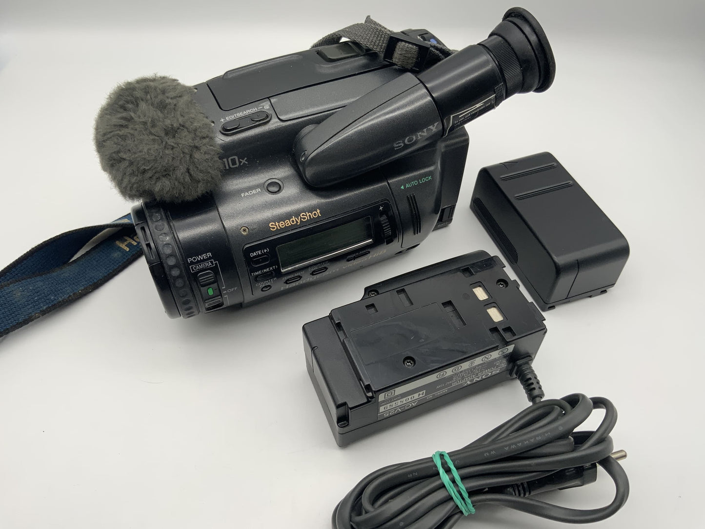 Sony Handycam vidéo Hi8 CCD-TR2000E caméscope caméra vidéo avec batterie