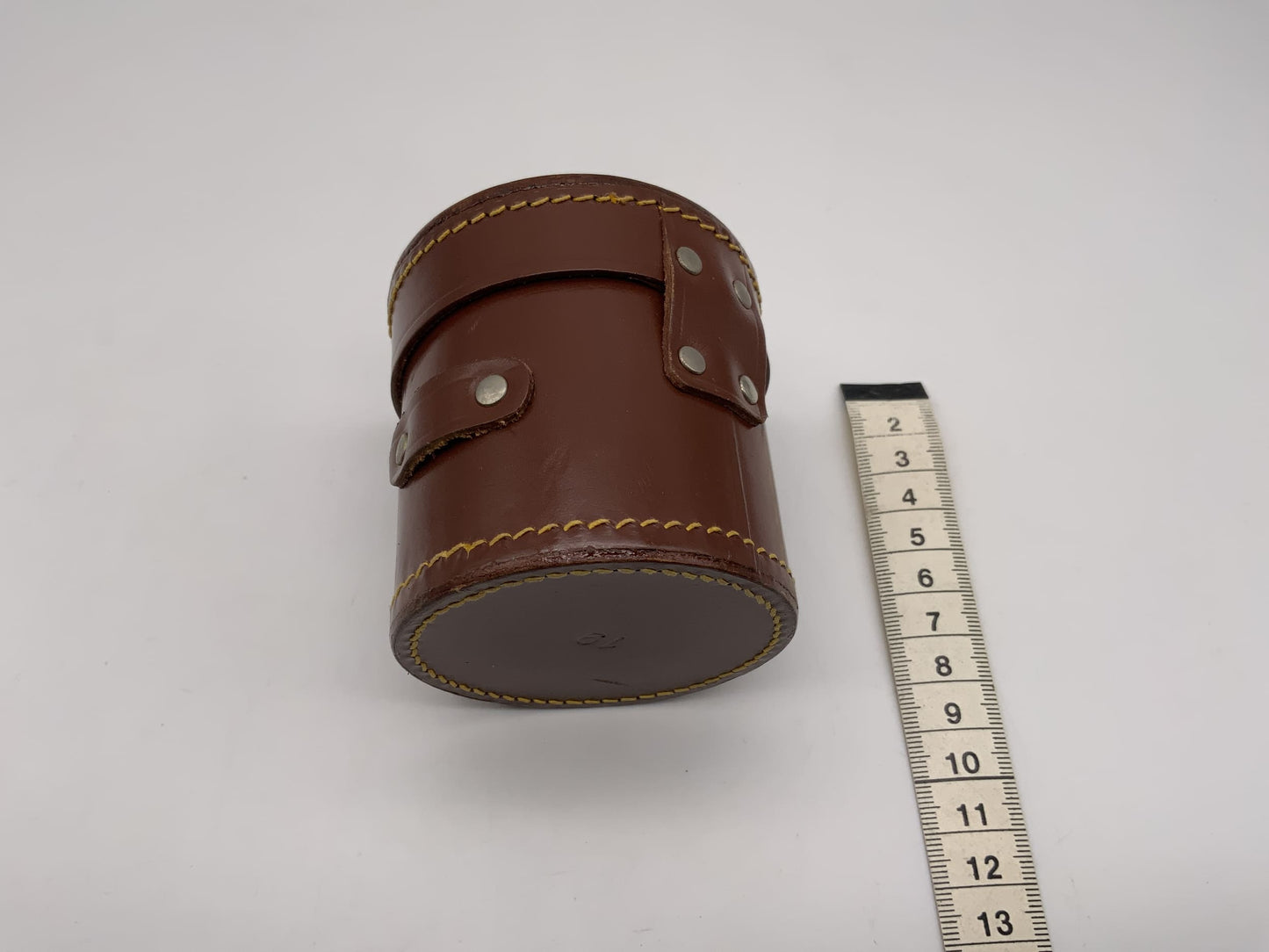 Köcher braun ca.8x7cm ´(19) Leder Objektivtasche universell Hard Case Lens Case