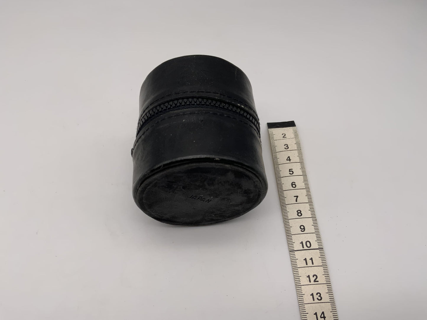 Vivitar Köcher schwarz ca.7,5x7cm  Objektivtasche universell Hard Case Lens Case