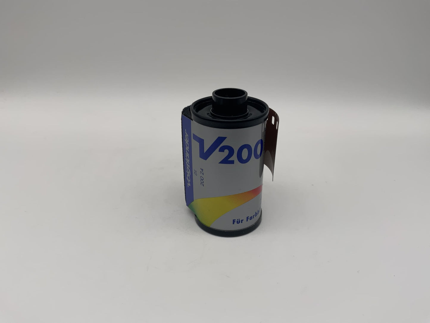 Voigtländer 35mm/135 Print Film Farbe V200 24 Bilder abgelaufen / experimentell