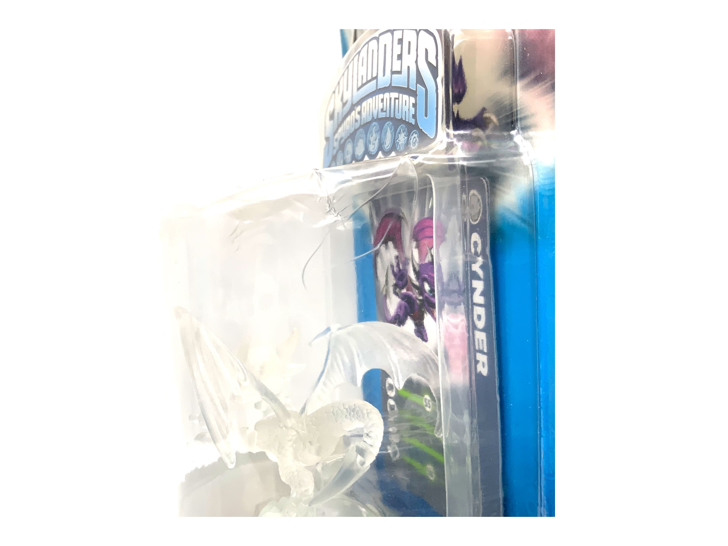 Skylanders Spyros Adventure Crystal Clear Cynder Chase Variante in OVP