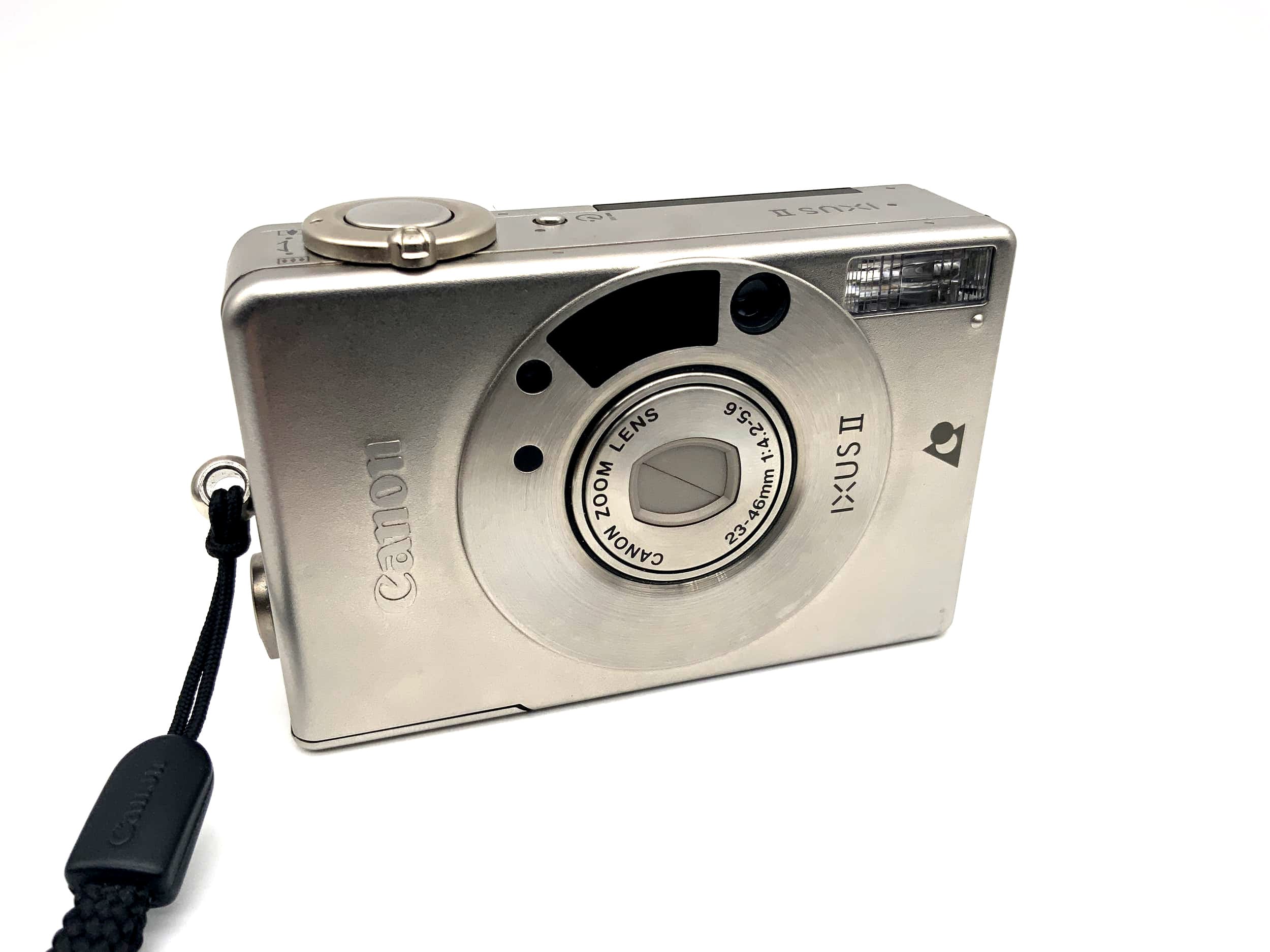 Appareil photo analogique Canon IXUS II Point&amp;Shoot avec zoom 23-46 mm 1:4,2-5,6 APS