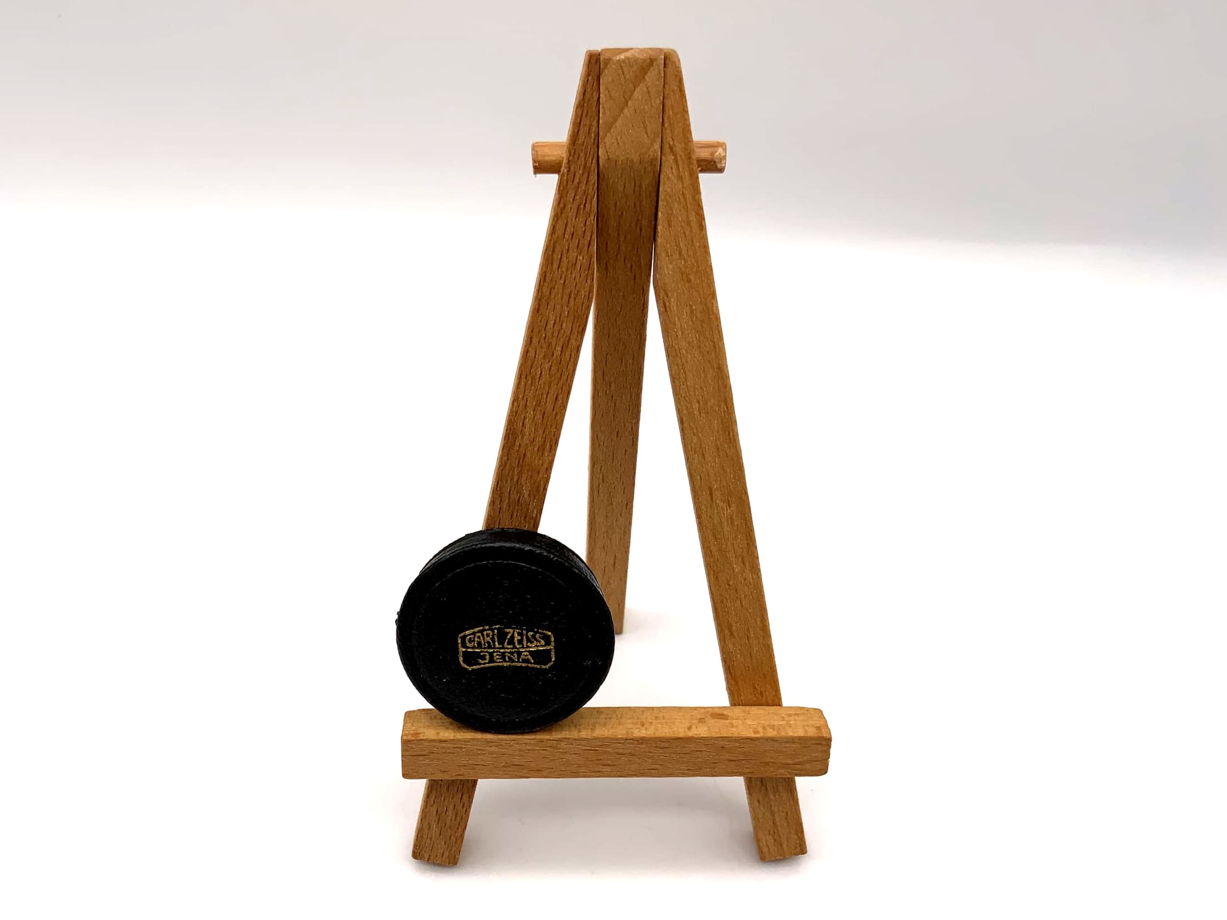 Carl Zeiss Jena lens front cap 27mm leather lens cap lens cap